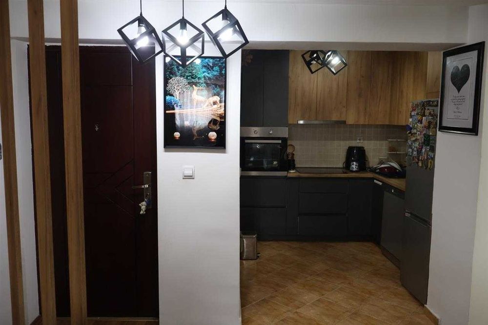 Дава се под наем Тристаен апартамент в Пловдив, Централна гара - 91 кв.м за 351.9 € - Снимка #10