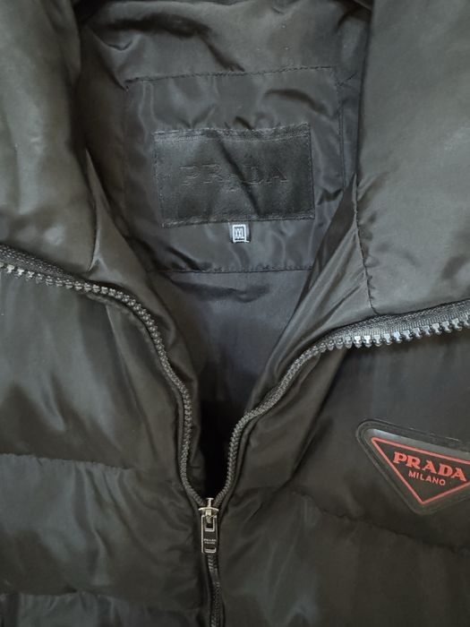 Куртка отличного качества Prada