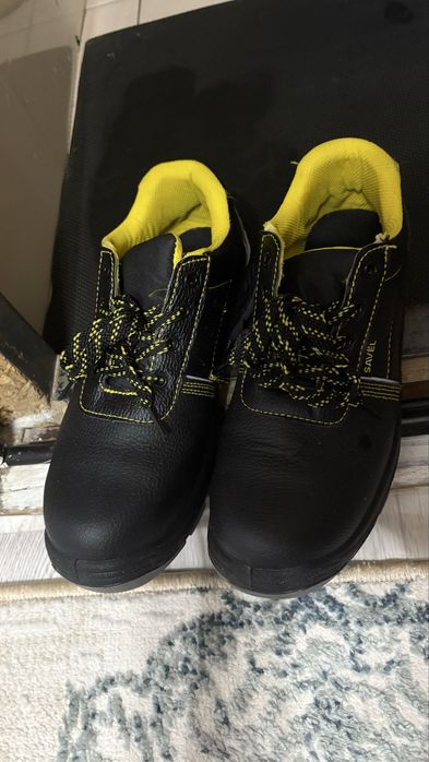 Продам обувь в новом состояние