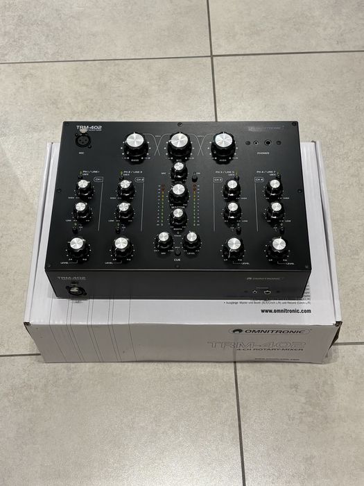 Omnitronic TRM 402 Rotary Mixer