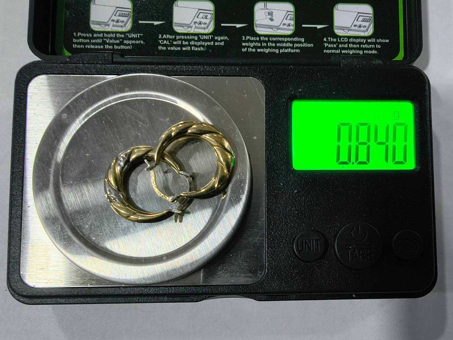 Златни дамски обеци 9к