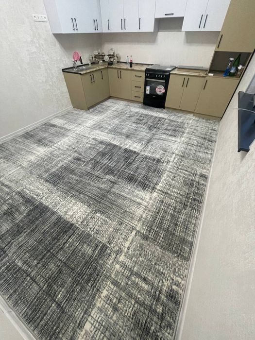 Профессиональная укладка ковров, ковролина, оверлок, склейка