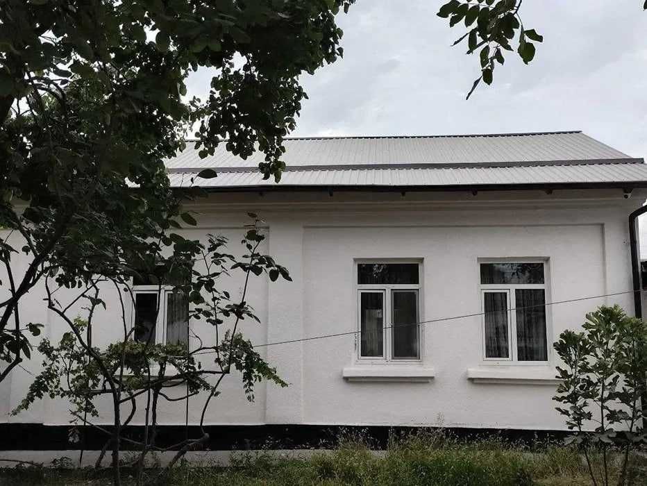 Срочно сдается дом 3 комнаты,6 соток.Сангород.