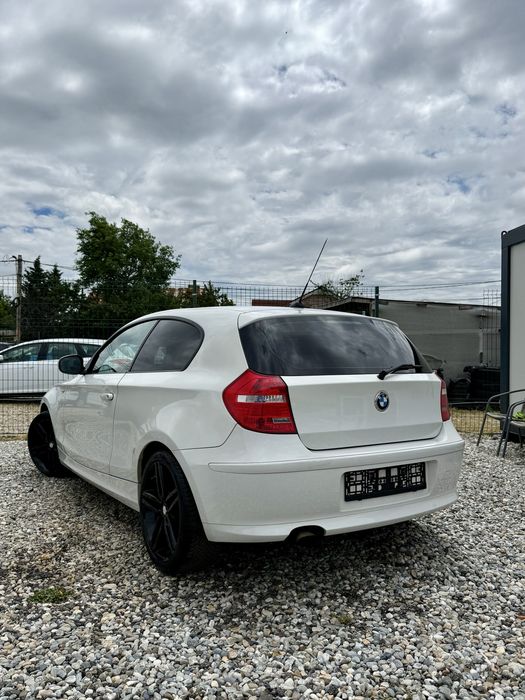 BMW 1 Series 2010 — imagine 4