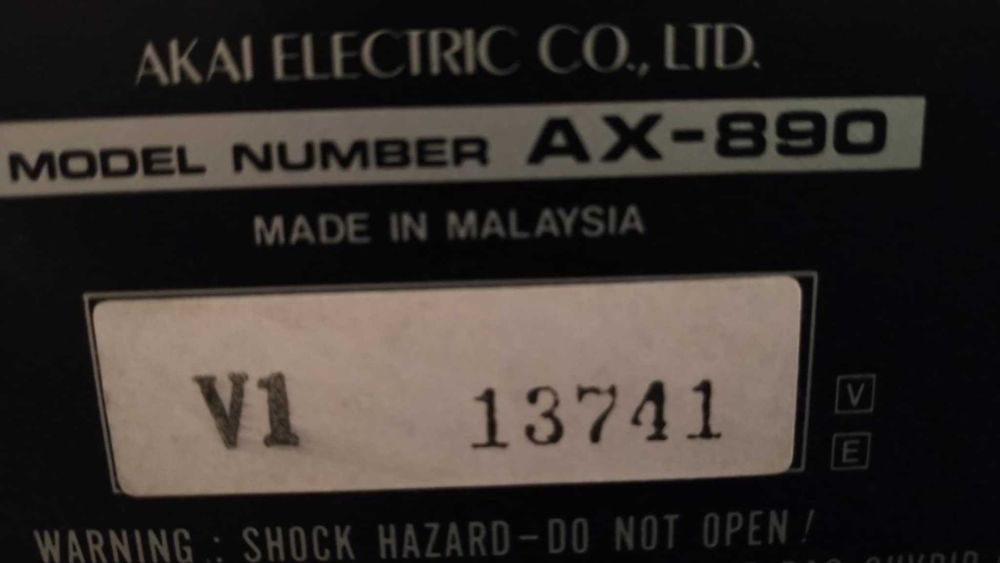Уредба AKAI TS-890