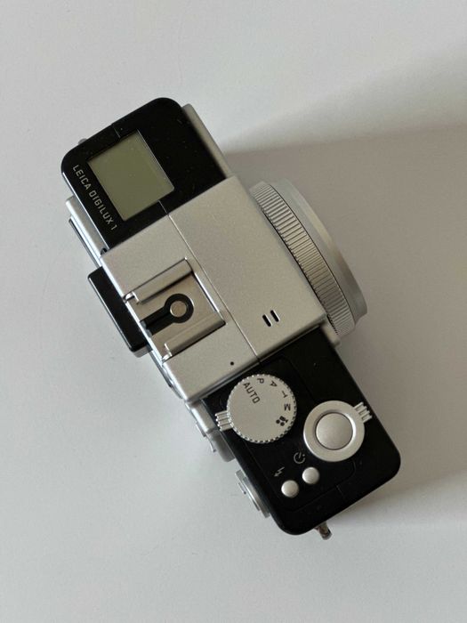 Leica Digilux 1 Camera digitala