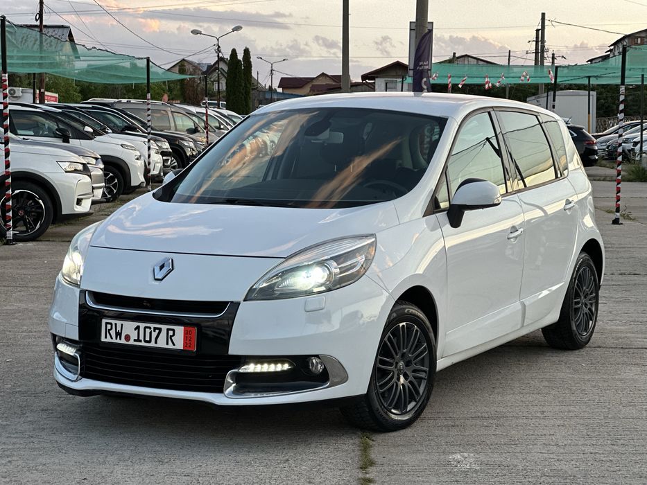 RENAULT Scenic 2012 — imagine 2