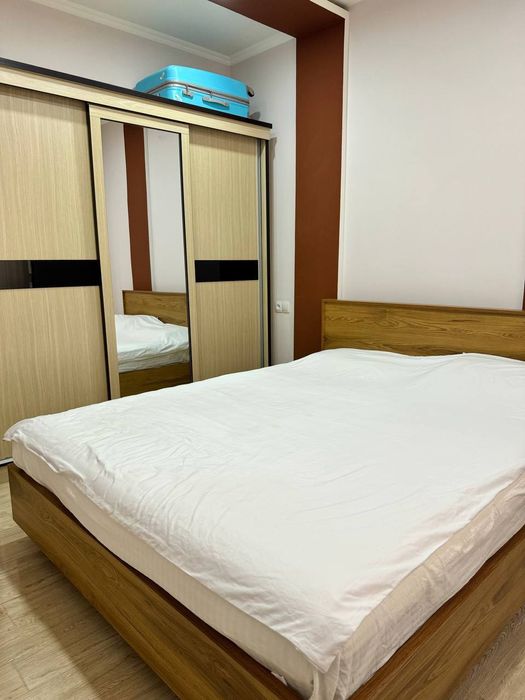 Продаю 3-х комнатную 77 серия Куйлюк-1 улица Мунис