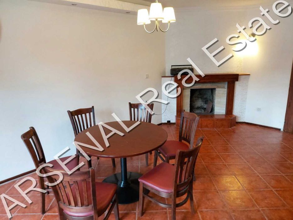 Дава се под наем Четиристаен апартамент в София, Редута - 190 кв.м за 800 € - Снимка #1