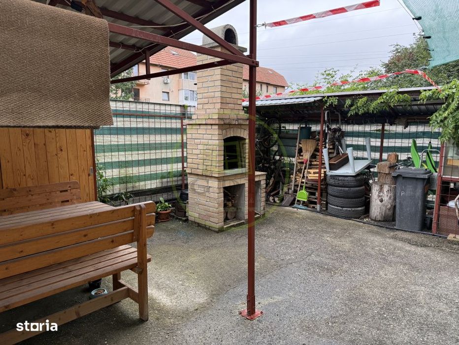 De inchiriat - Ap. 4 camere, cu curte comuna, Floresti, 90 mp.