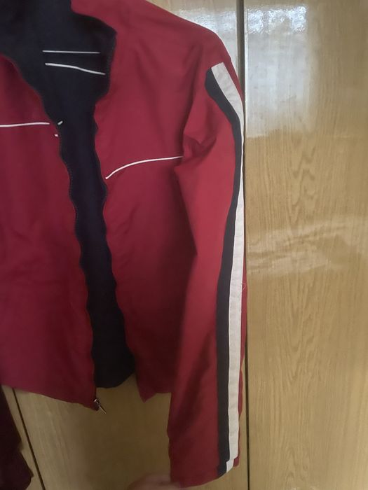 Много запазено преходно късо яке