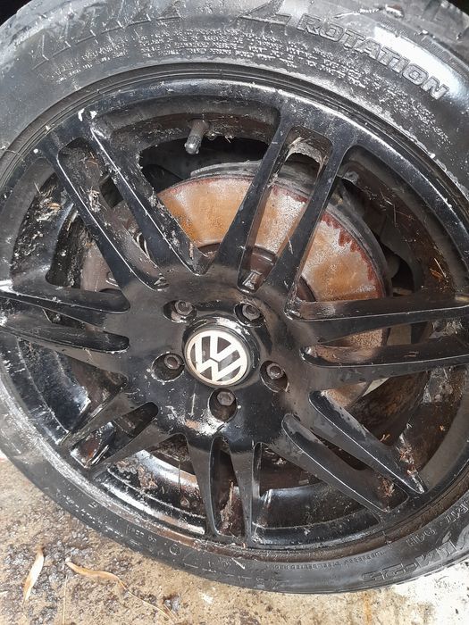 Grila pasat b6 model