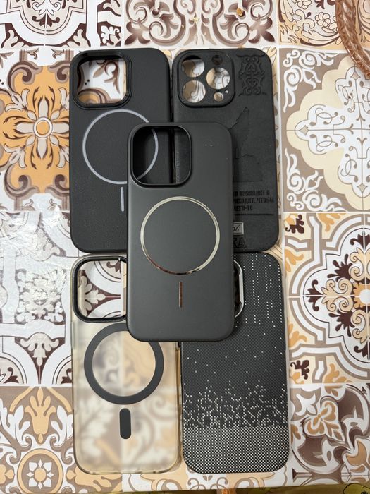 Продам чехлы на айфон 16 и 15про