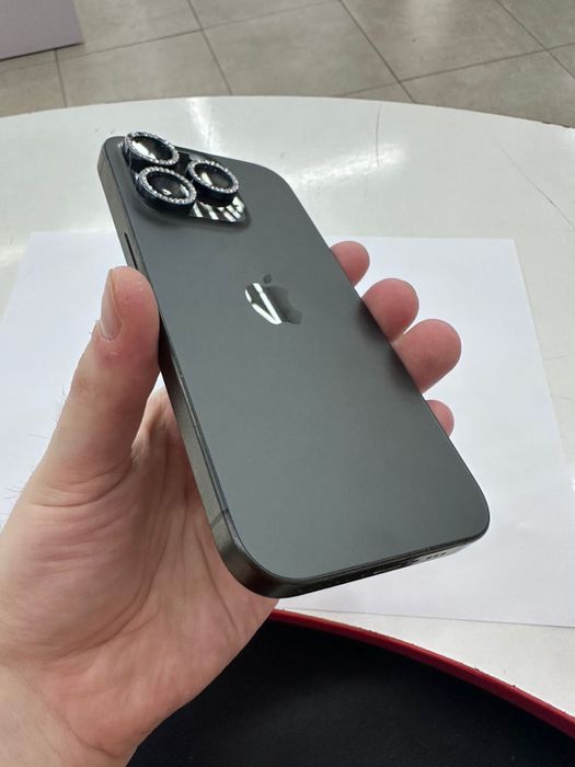 Iphone 15 pro 256 gb черный цвет