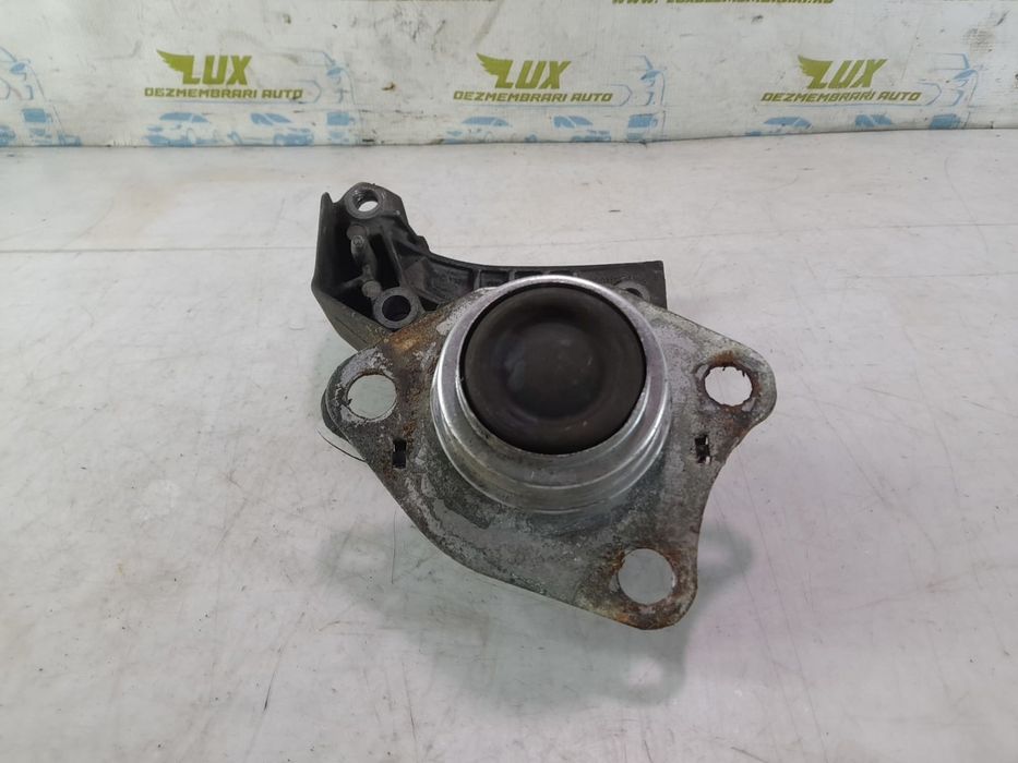 Suport motor 8200111324 1.6 benzina K4M700 Renault Megane 1 (facelift) (1999 - 2003) benzina