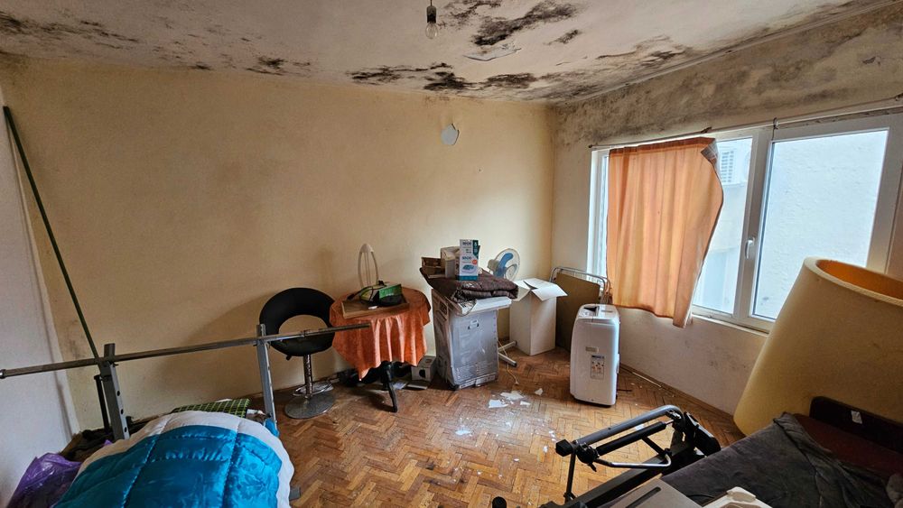 Продава се Двустаен апартамент в Разград, Център - 63 кв.м за 1174 €/кв.м - Снимка #6