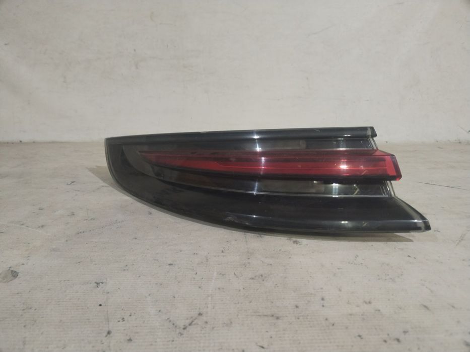 Lampa stop stanga Porsche Panamera, 2017, cod origine OE 973945091.