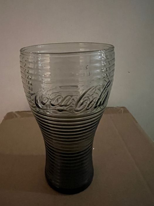 Чисто нови чаши Coca-Cola