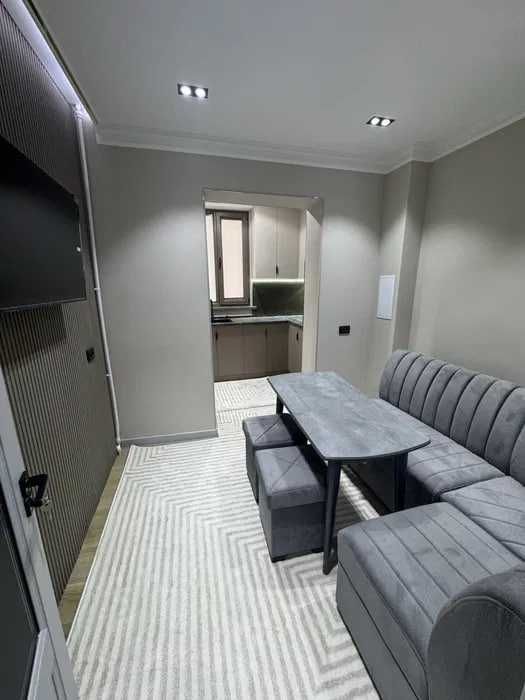 Юнусабад-13: 4/4/9 у Мегапланет. Авторский ремонт, мебель и техника.