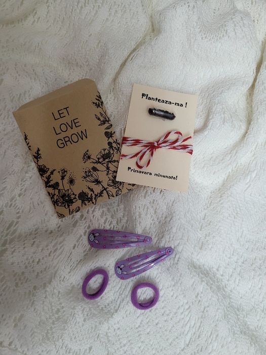 Martisor capsula pentru fetite