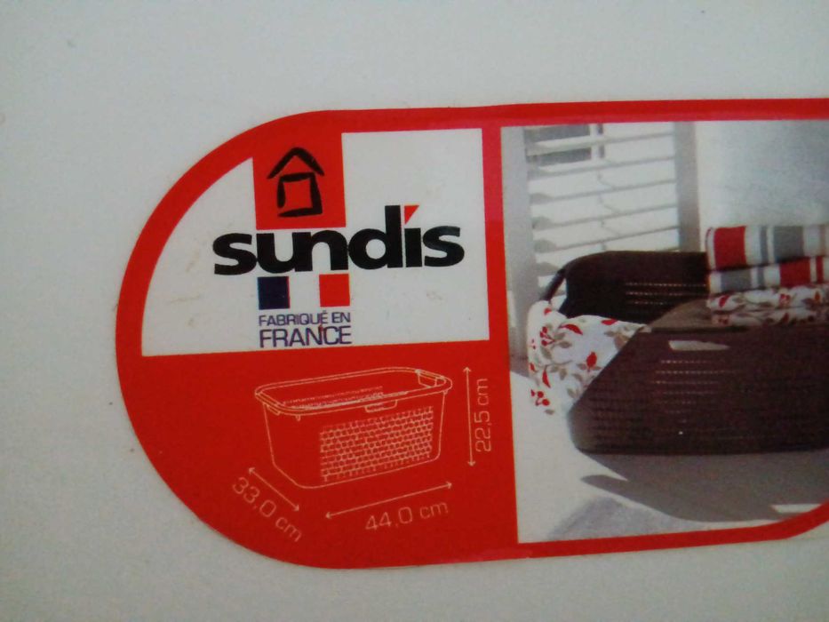 Кош за пране Sundis произведен във Франция