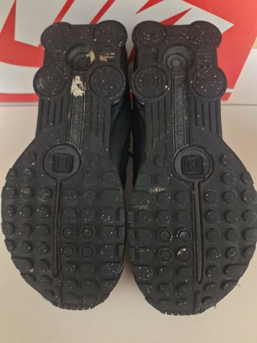 Черни обувки Nike shox RT