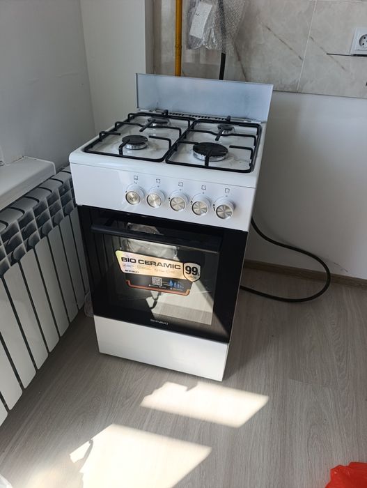 Продаю НОВУЮ газ.плиту