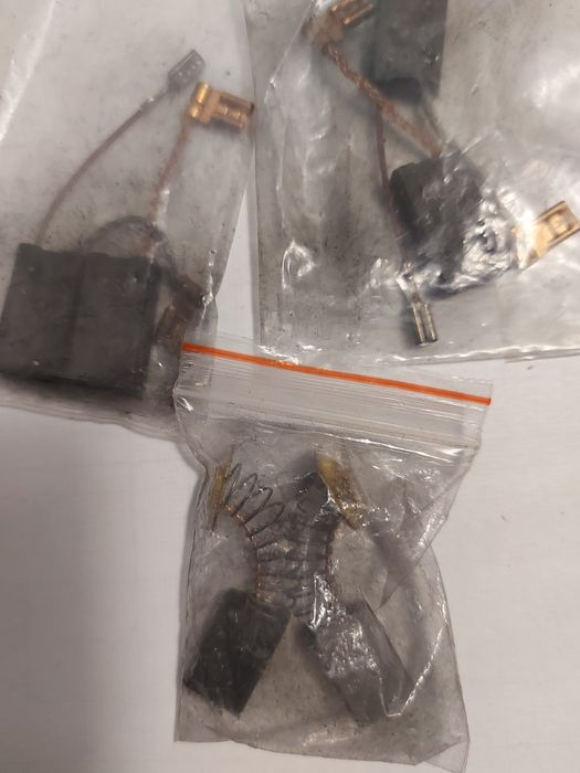 Щётки на болгарку.