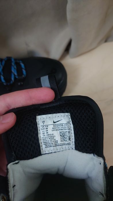 Ботинки Nike новые с коробкой
