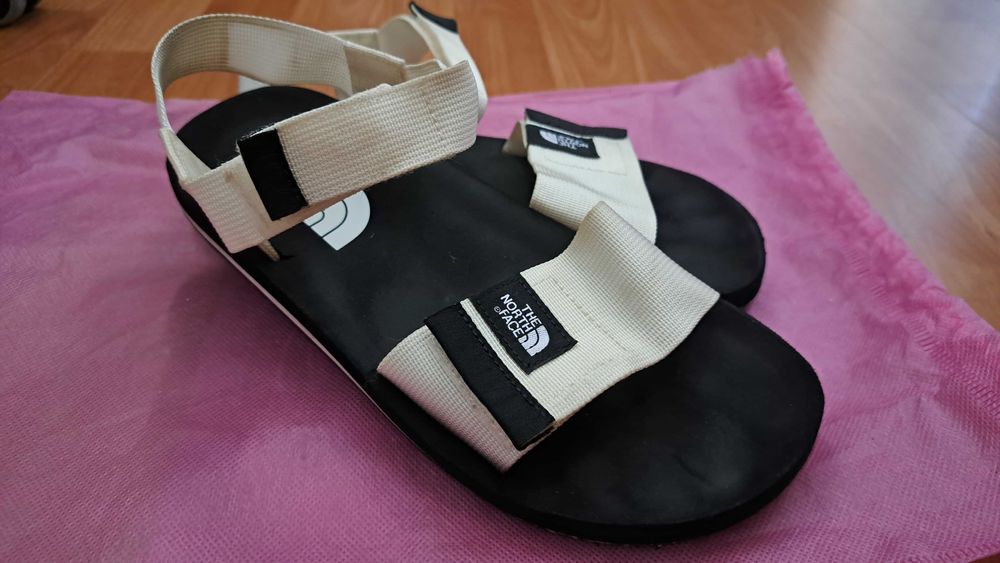 The North Face дамски сандали 39 номер