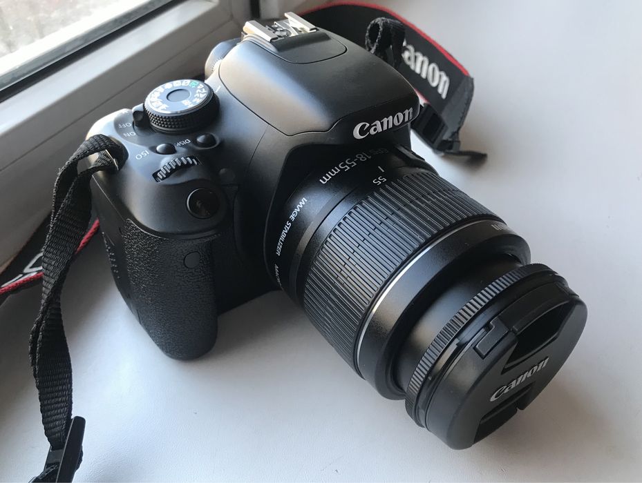Фотоаппарат Canon EOS 600D