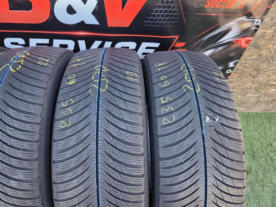 235 60 18 Michelin
