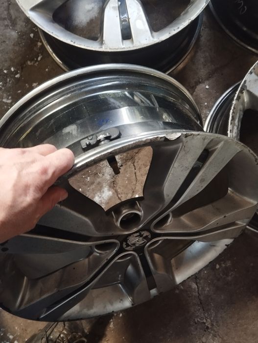 Титанку диск на 18