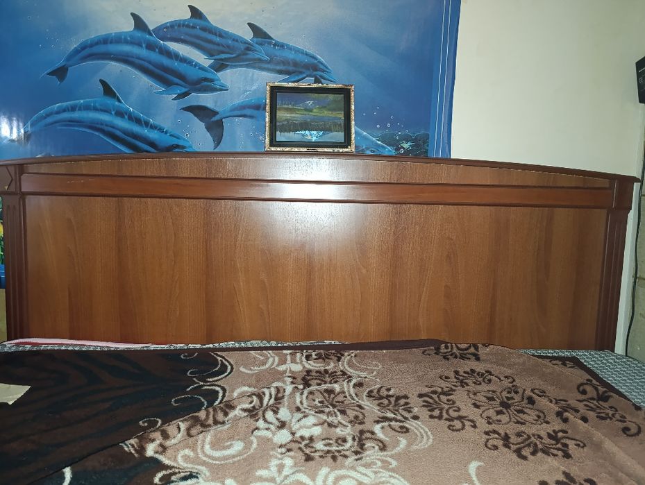 Срочно продам двухспальную кровать