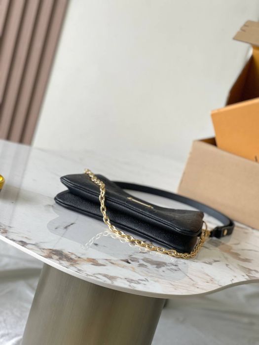 Geanta Louis Vuitton Liv Pochette