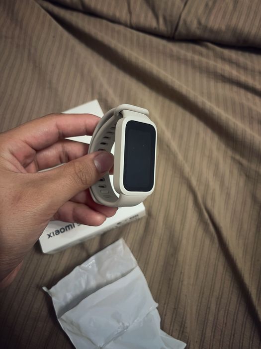 новые фитнес  смарт часы xiaomi