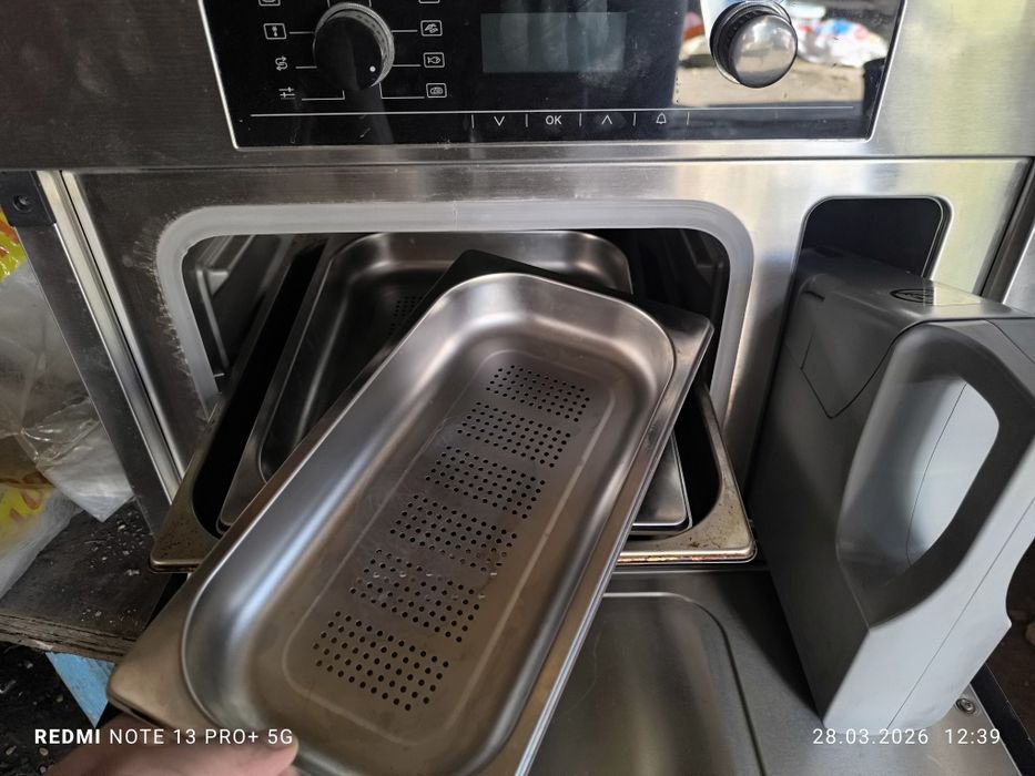 Продам параварку фирмы  Miele