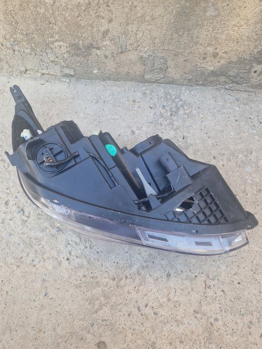 Шевралет ОНИКС фар