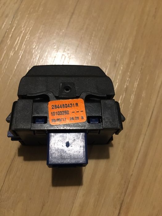 Buton senzori parcare logan duster Lodgy Docker