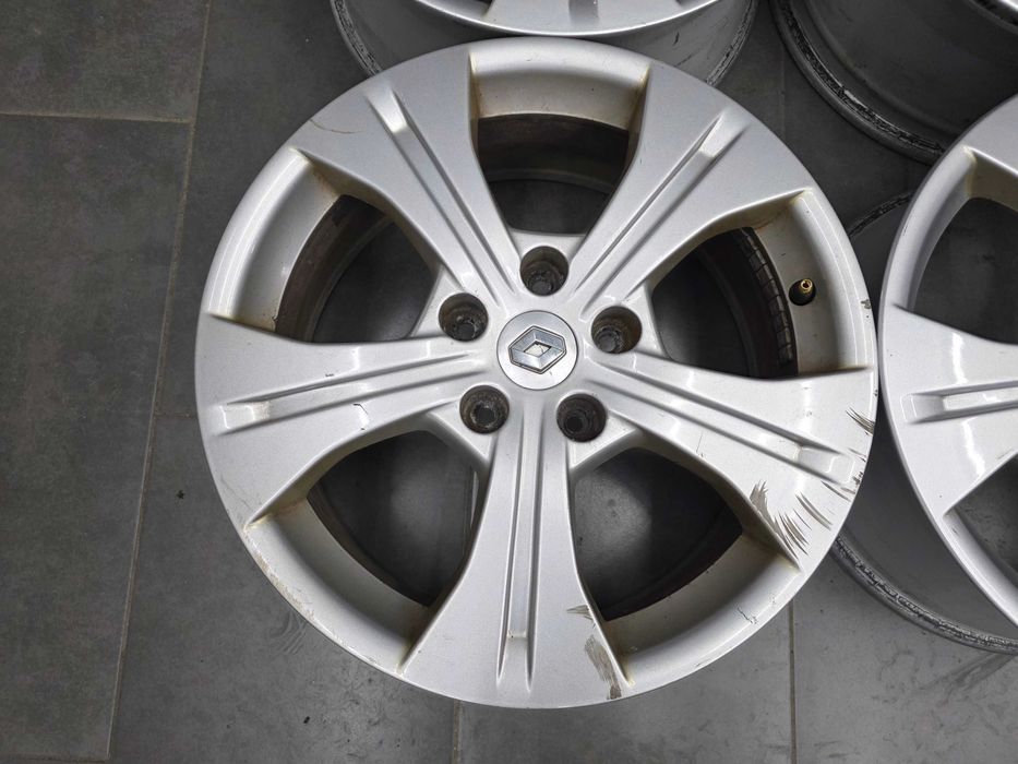 Джанти 17 - Renault