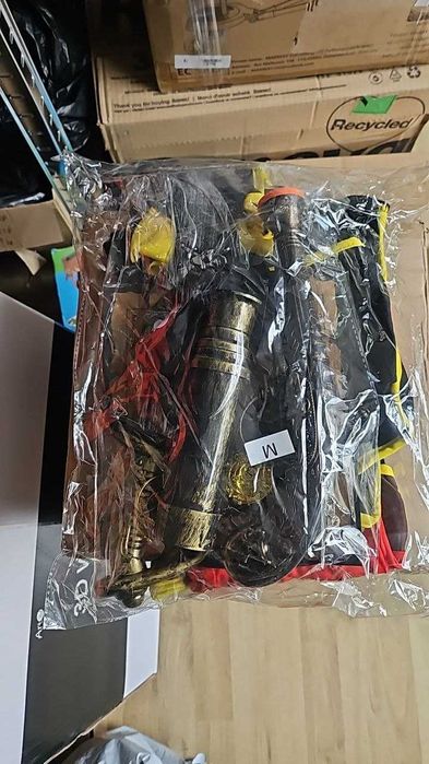 G037M Пиратски костюм за деца момчета с комплект пиратски аксесоари