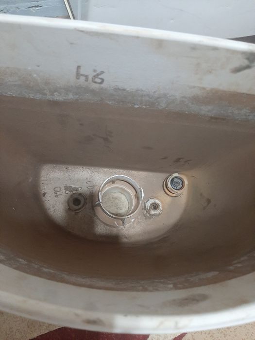 Бочек от унитаза