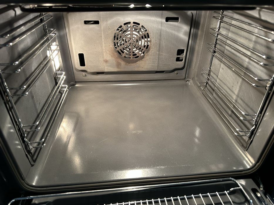 Фурна за вграждане Бош/Bosch