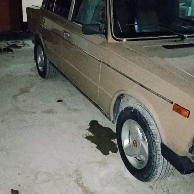 Vaz 2106 sotiladi