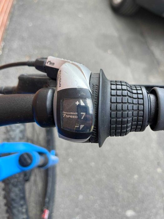 Vând Bicicletă CUBE Acid 240 Disc