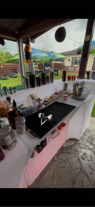 De vanzare bar cocktailuri