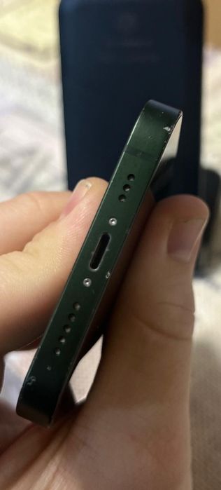 iPhone 13 Verde Ideal pentru  Piese Recarosare