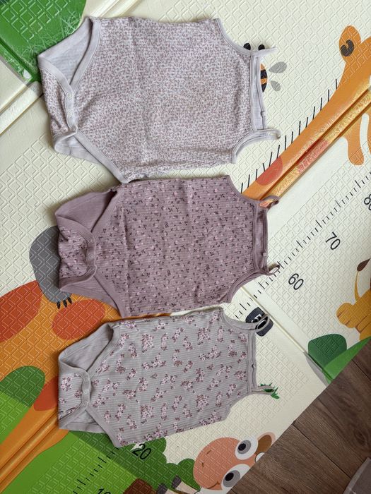Лот от дрешки за момиче. Р-р 9-12м.