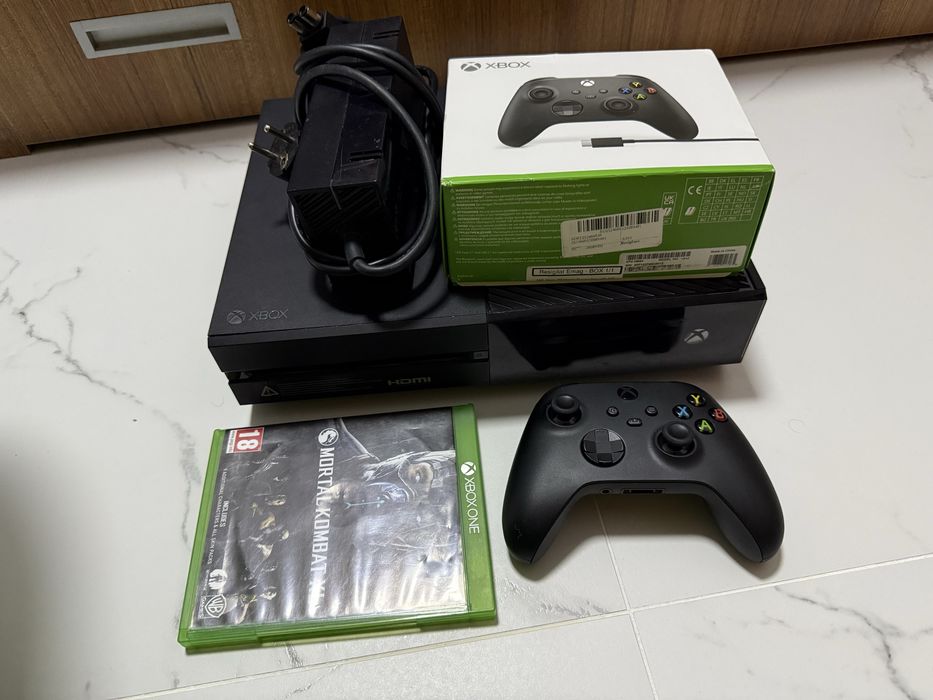 Consolă Xbox One + controller original