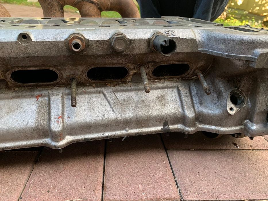 Продам на BMW ГБЦ М50В2.5